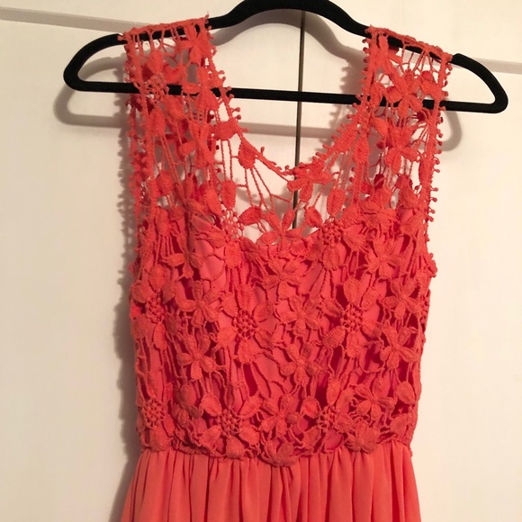 Floor length coral dress - Picture 3 of 3